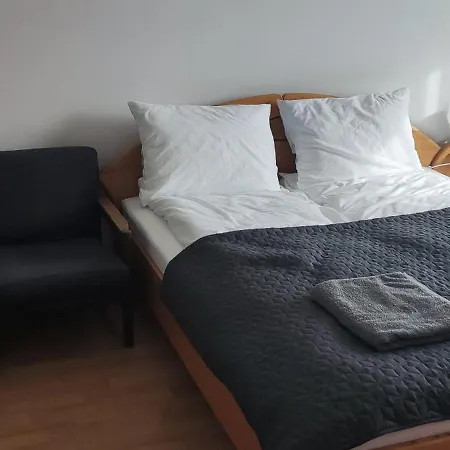 Na Skarpie ゲストハウス