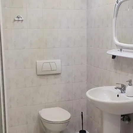 Na Skarpie ゲストハウス 3*